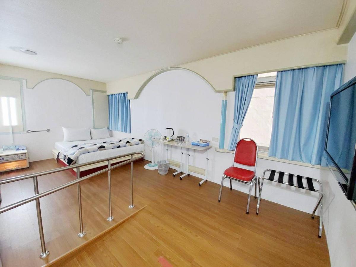 Hua Ku Hotel Tainan Eksteriør billede